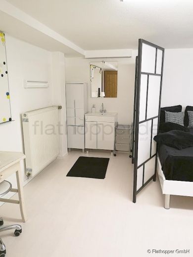 Vollm&ouml;blierte 3-Zimmer-Wohnung in Vaterstetten bei M&uuml;nchen