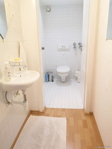 Vollm&ouml;blierte 3-Zimmer-Wohnung in Vaterstetten bei M&uuml;nchen