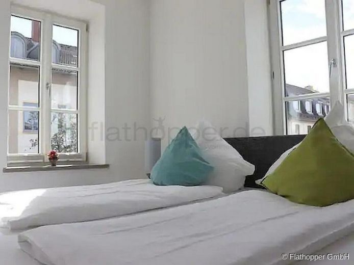 Gem&uuml;tliche 2-Zimmer-Wohnung mit Balkon in Bad Aibling