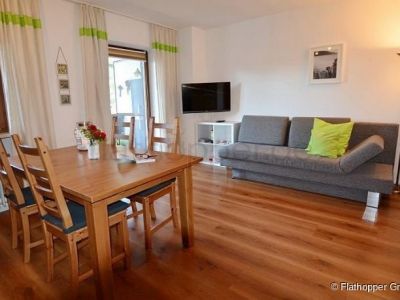 Ruhig gelegene 2-Zimmer-Wohnung mit Balkon in Chieming am Chiemsee