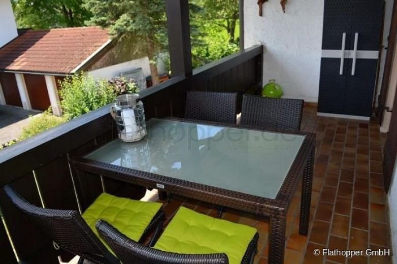 Ruhig gelegene 2-Zimmer-Wohnung mit Balkon in Chieming am Chiemsee