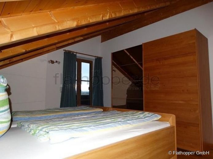 Kleine, einladende Wohnung mit Balkon in Egling