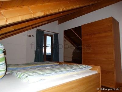 Kleine, einladende Wohnung mit Balkon in Egling