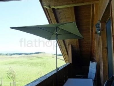 Kleine, einladende Wohnung mit Balkon in Egling