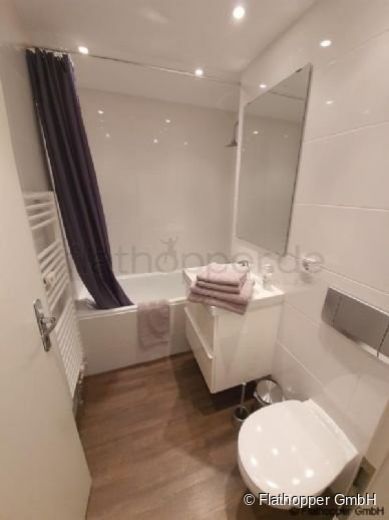 Möbliertes Apartment mit Balkon in Rosenheim und Blick ins Grüne