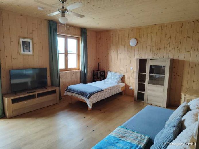 Gem&uuml;tliches Apartment mit Balkon im Holzhaus - Baiernrain bei Otterfing