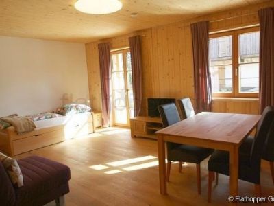 Gem&uuml;tliches Apartment mit Terrasse im Holzhaus - Baiernrain bei Otterfing
