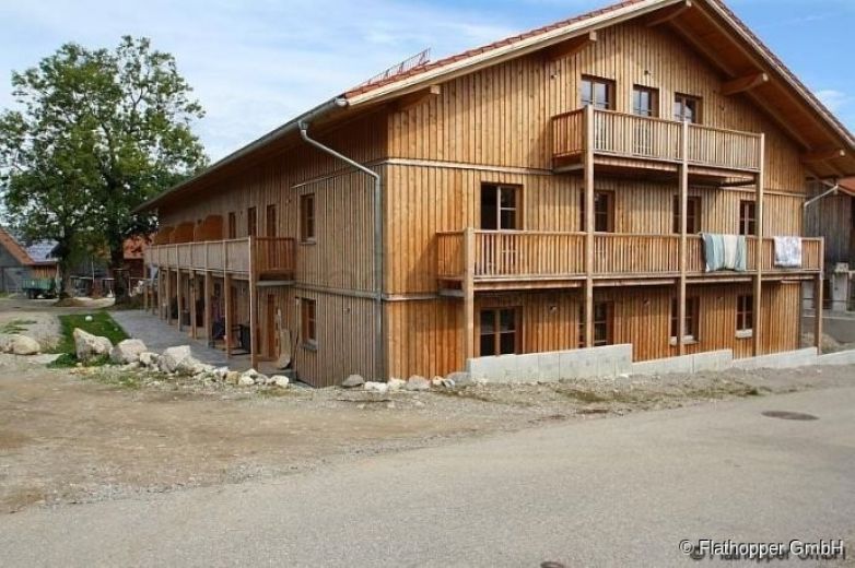Gem&uuml;tliches Apartment mit Terrasse im Holzhaus - Baiernrain bei Otterfing