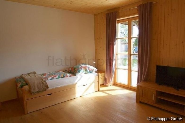 Gem&uuml;tliches Apartment mit Terrasse im Holzhaus - Baiernrain bei Otterfing