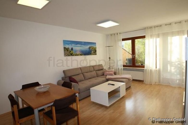 Neu sanierte 2-Zimmer-Wohnung mit Terrasse in Rosenheim