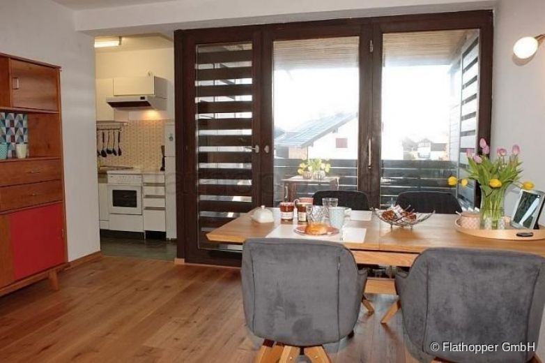 Helle 2-Zimmer-Wohnung mit großem Balkon in Bernau