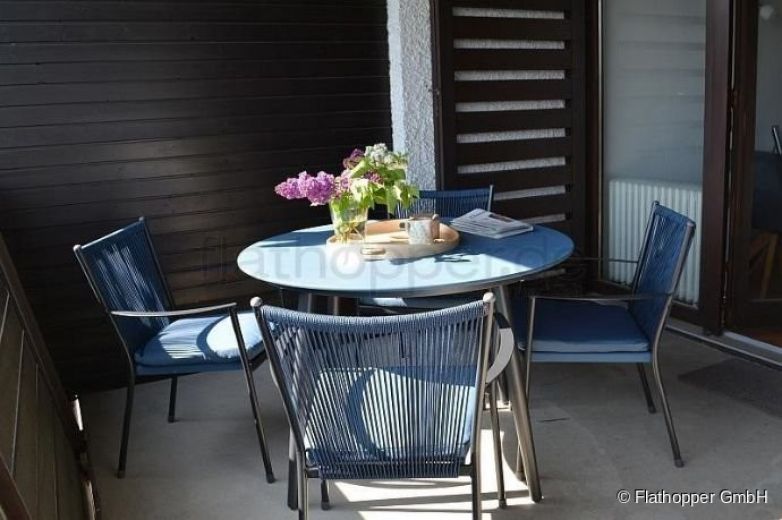Helle 2-Zimmer-Wohnung mit großem Balkon in Bernau