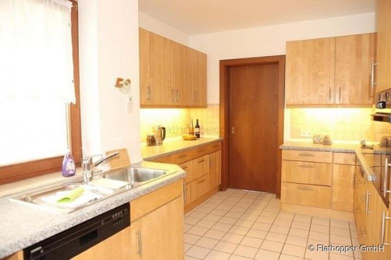 Einzigartiges, m&ouml;bliertes Haus in Gstadt am Chiemsee - Zwischenmiete -