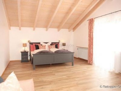 Einzigartiges, m&ouml;bliertes Haus in Gstadt am Chiemsee - Zwischenmiete -