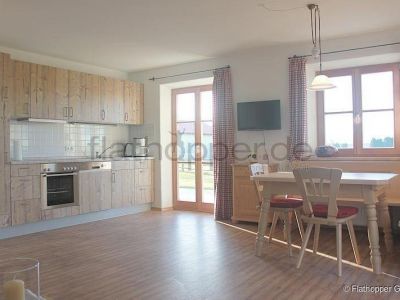 Gemütliche 3-Zimmer-Erdgeschoss-Wohnung mit Terrasse -  Egling nahe München
