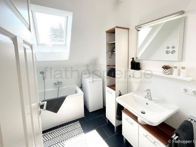 Moderne 2-Zimmer-Wohnung im Schloss in Grabenstätt  am Chiemsee
