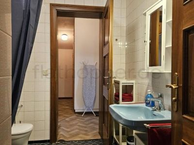 Große Dachgeschosswohnung in der Nähe von Holzkirchen