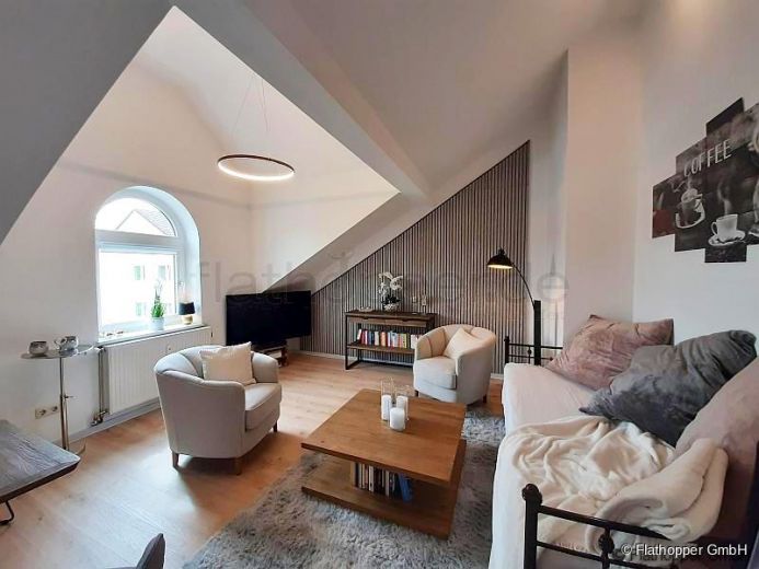 Sehr einladende, neu möblierte 2-Zimmer-Wohnung in Bad Aibling
