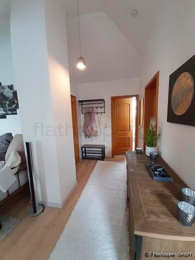 Sehr einladende, neu möblierte 2-Zimmer-Wohnung in Bad Aibling