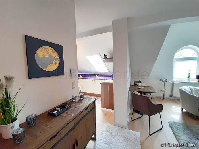 Sehr einladende, neu m&ouml;blierte 2-Zimmer-Wohnung in Bad Aibling