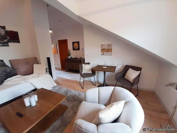 Sehr einladende, neu m&ouml;blierte 2-Zimmer-Wohnung in Bad Aibling