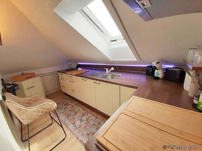 Sehr einladende, neu m&ouml;blierte 2-Zimmer-Wohnung in Bad Aibling