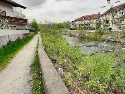 Sehr einladende, neu m&ouml;blierte 2-Zimmer-Wohnung in Bad Aibling