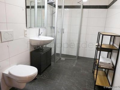 Gem&uuml;tliche 2-Zimmer-Wohnung mit Terrasse im Holzhaus - Baiernrain bei Otterfing