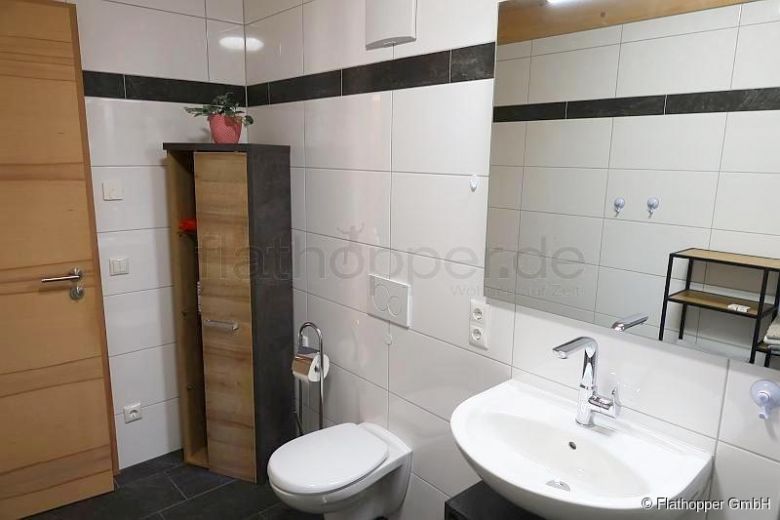 Gem&uuml;tliche 2-Zimmer-Wohnung mit Terrasse im Holzhaus - Baiernrain bei Otterfing