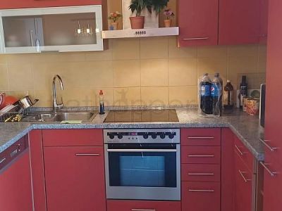 Traumhafte 4-Zimmer-Wohnung mit Balkon in Stuttgart