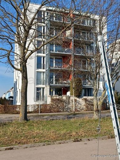Traumhafte 4-Zimmer-Wohnung mit Balkon in Stuttgart