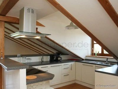 Helle Dachgeschoss-Wohnung in Vaterstetten bei München