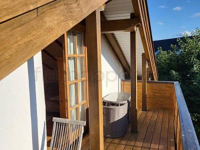 Helle Dachgeschoss-Wohnung in Vaterstetten bei München