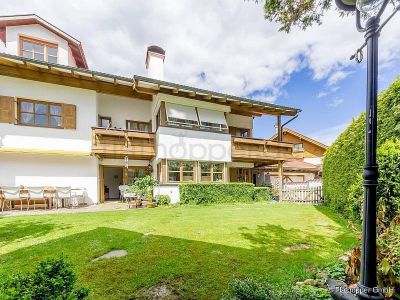 Helle Dachgeschoss-Wohnung in Vaterstetten bei München