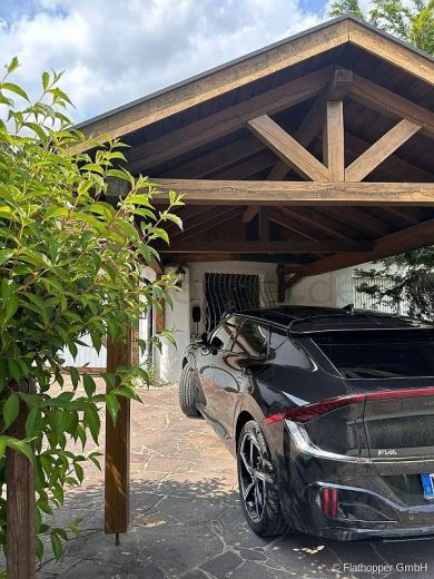 Helle Dachgeschoss-Wohnung in Vaterstetten bei M&uuml;nchen