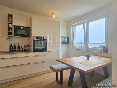 Neubau Dachgeschosswohnung mit Blick in den Truderinger Wald - München Perlach