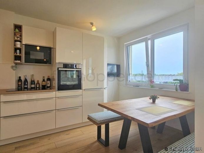 Neubau Dachgeschosswohnung mit Blick in den Truderinger Wald - M&uuml;nchen Perlach