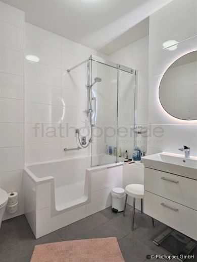 Neubau Dachgeschosswohnung mit Blick in den Truderinger Wald - M&uuml;nchen Perlach