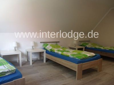INTERLODGE Monteurunterkünfte:
Gut ausgestattete Zimmer, ab 14 Tage Mietzeit, Küche, TV, W-Lan.