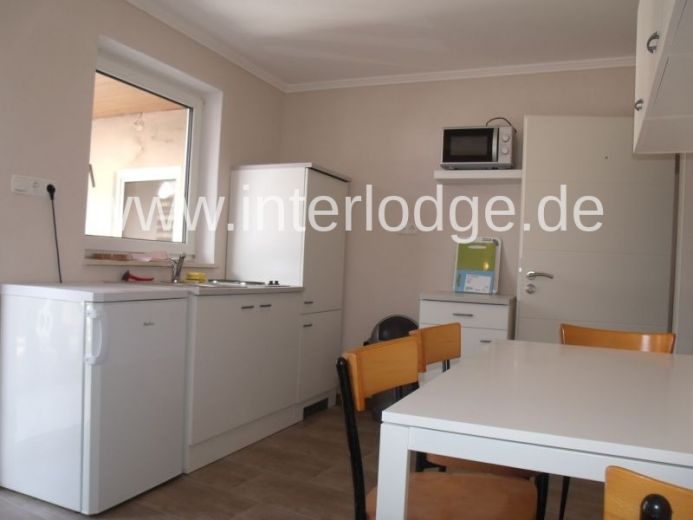 INTERLODGE Monteurunterk&uuml;nfte:
Gut ausgestattete Zimmer, ab 14 Tage Mietzeit, K&uuml;che, TV, W-Lan.