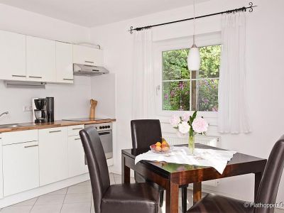 Idyllisch gelegene 2-Zimmer Wohnung mit Terrasse und Garten sowie Parkplatz in Bad Endorf - Landkreis Rosenheim