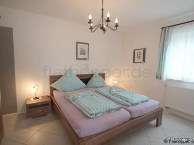 Idyllisch gelegene 2-Zimmer Wohnung mit Terrasse und Garten sowie Parkplatz in Bad Endorf - Landkreis Rosenheim