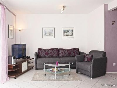 Idyllisch gelegene 2-Zimmer Wohnung mit Terrasse und Garten sowie Parkplatz in Bad Endorf - Landkreis Rosenheim