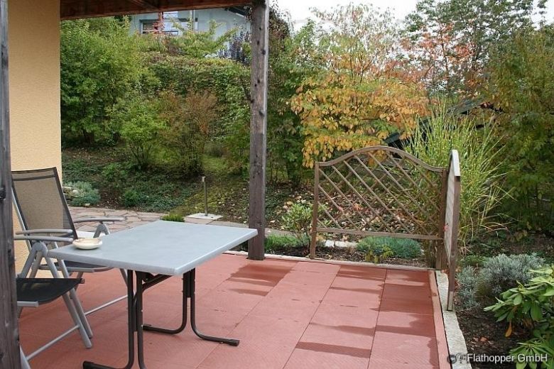 Idyllisch gelegene 2-Zimmer Wohnung mit Terrasse und Garten sowie Parkplatz in Bad Endorf - Landkreis Rosenheim