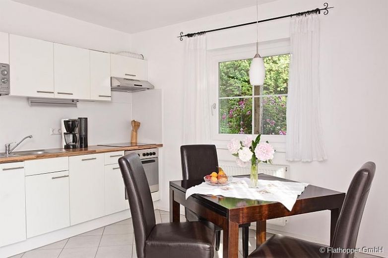 Idyllisch gelegene 2-Zimmer Wohnung mit Terrasse und Garten sowie Parkplatz in Bad Endorf - Landkreis Rosenheim