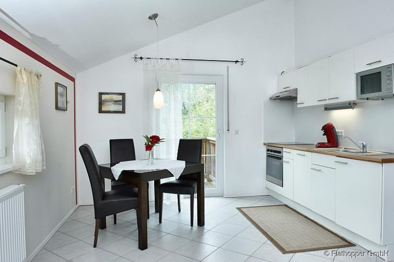 2-Zimmer Wohnung mit Studiocharakter inkl. Balkon in Bad Endorf - Landkreis Rosenheim