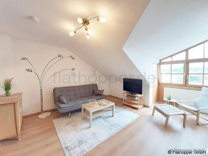 M&ouml;blierte 2-Zimmer-Wohnung mit Balkon in Rosenheim