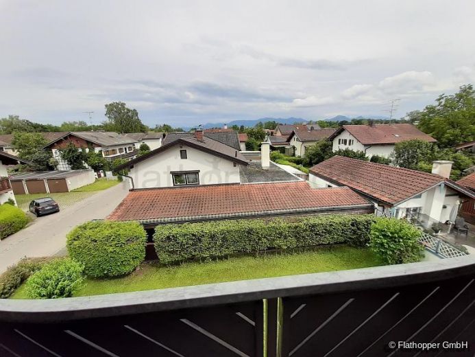 M&ouml;blierte 2-Zimmer-Wohnung mit Balkon in Rosenheim