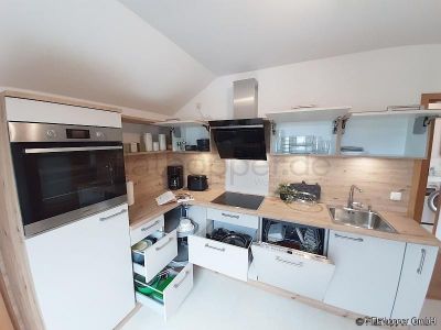 M&ouml;blierte 2-Zimmer-Wohnung mit Balkon in Rosenheim