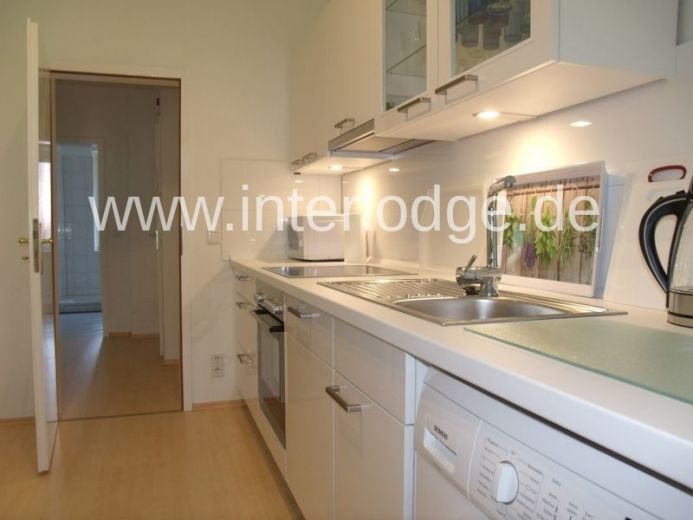 INTERLODGE Modern möblierte Wohnung mit Balkon in Essen-Huttrop